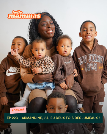 une maman et ses cinq enfants dont deux paires de jumeaux